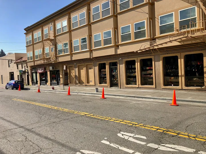 Glen Ave. completed exterior renovation, alternate view